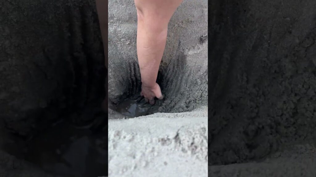 [YouTube] KRAINA NERDA – Dwoje dorosłych na plaży! Jest woda! xD #gdynia #chill #plaza